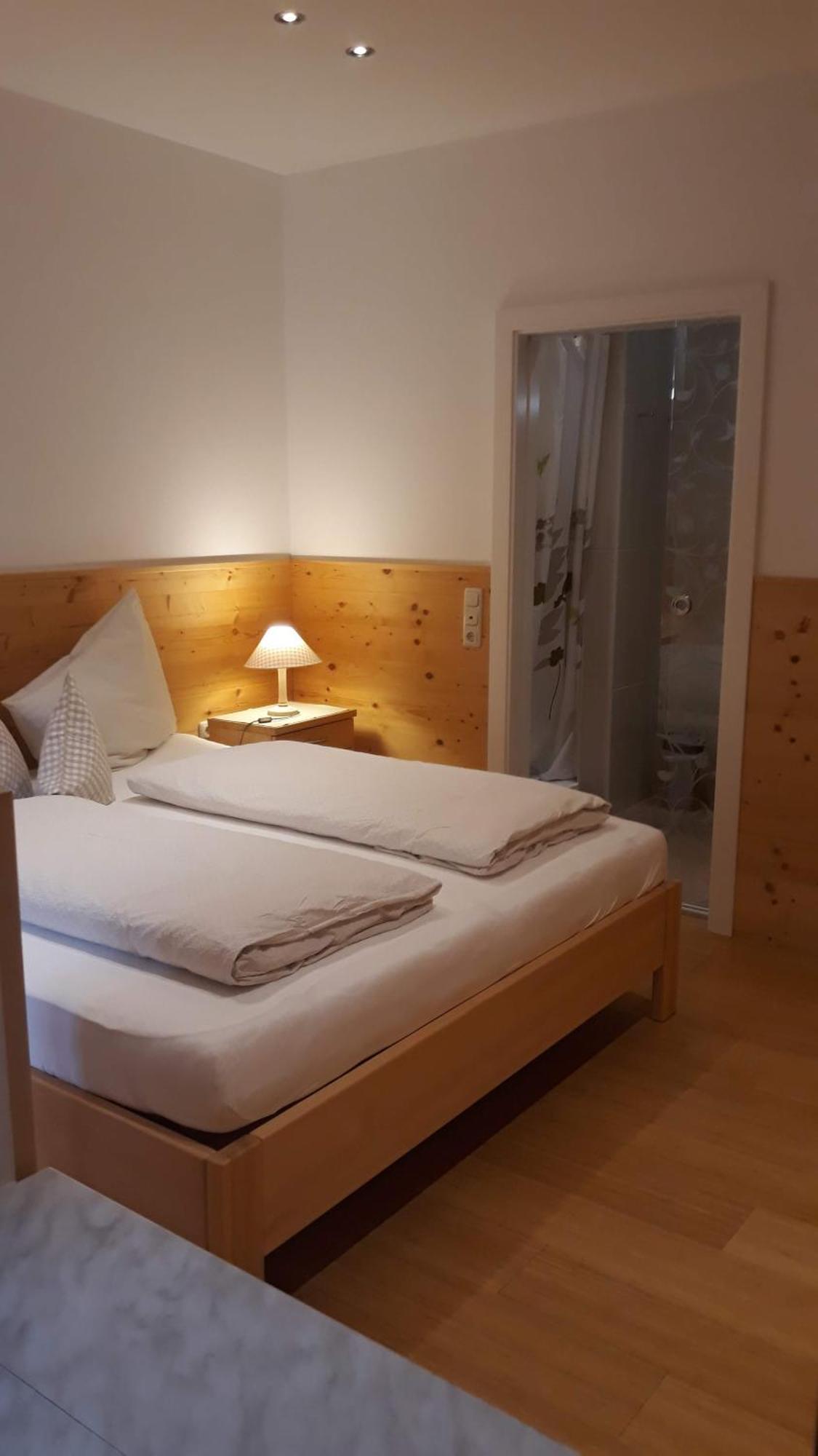 Pension Ladner Grundlsee Rom bilde